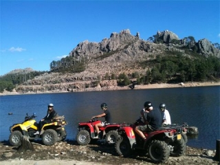  科西嘉岛南部四轮摩托车郊游 